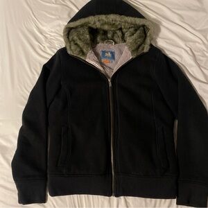 Black Hooded Wind River Zip-up jacket sweater with Faux Fur Lining